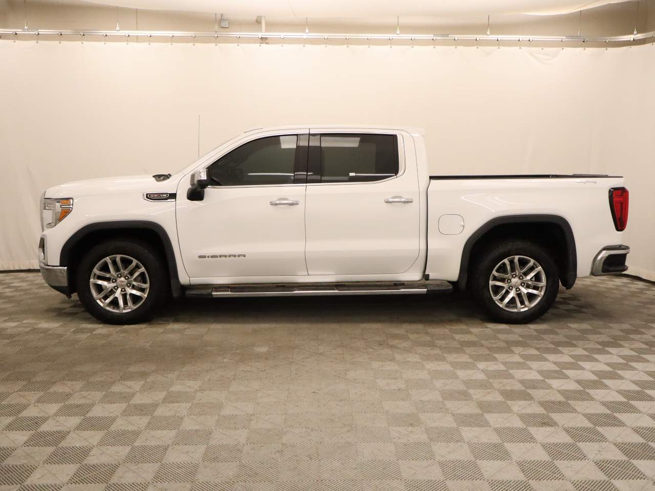 2021 GMC Sierra 1500 SLT Crew Cab
