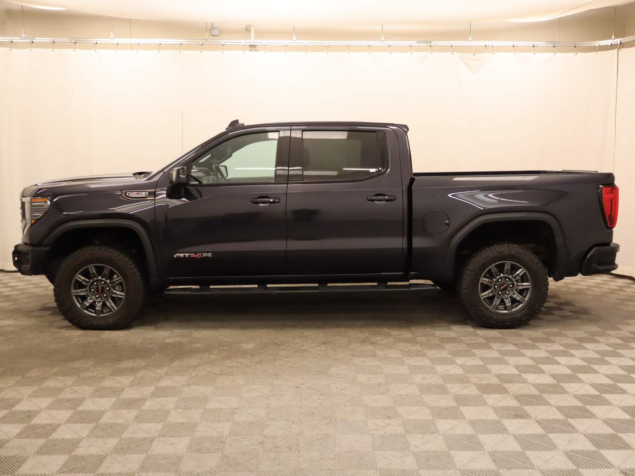 2024 GMC Sierra 1500 AT4X Crew Cab