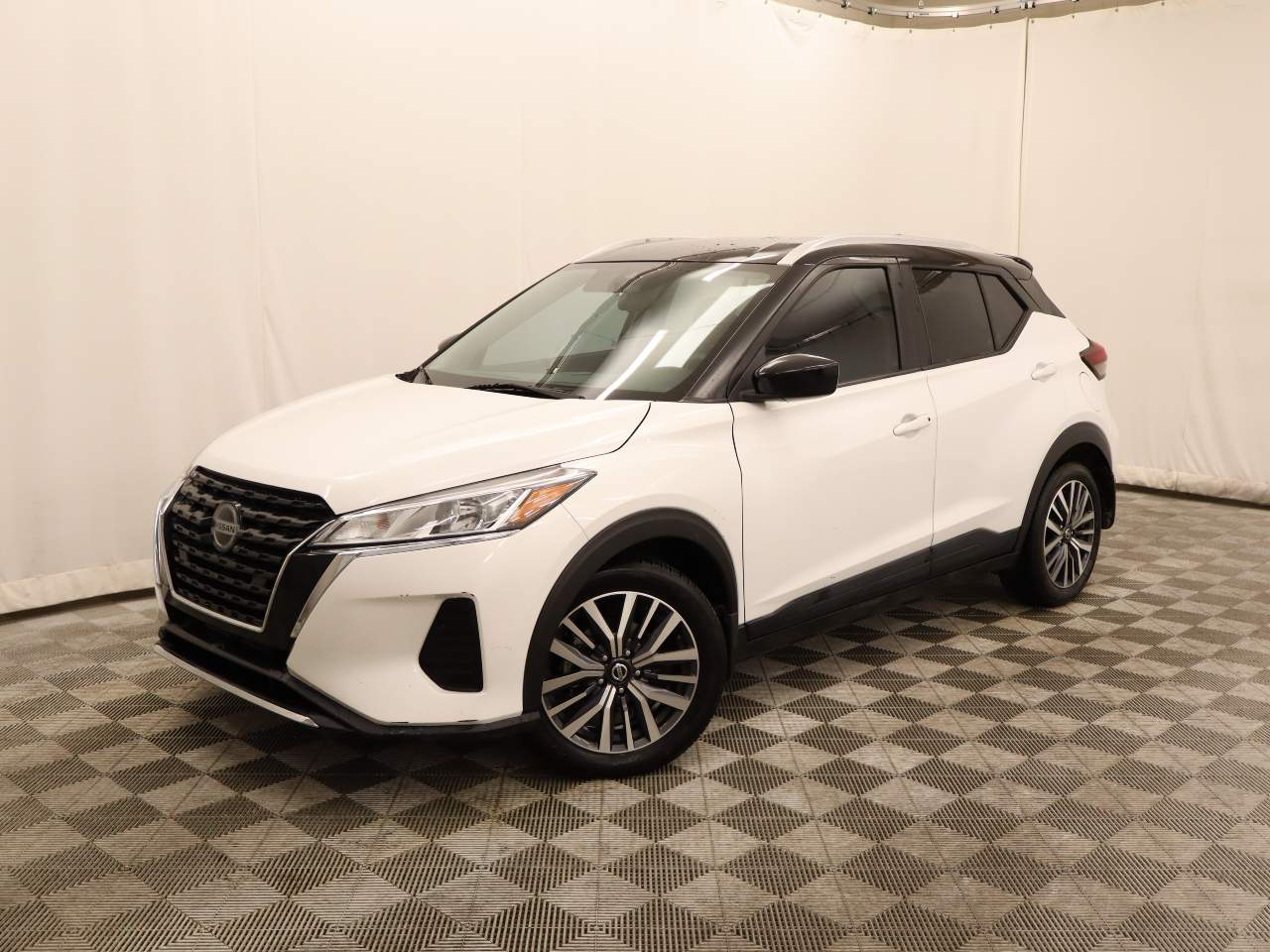 2021 Nissan Kicks SV