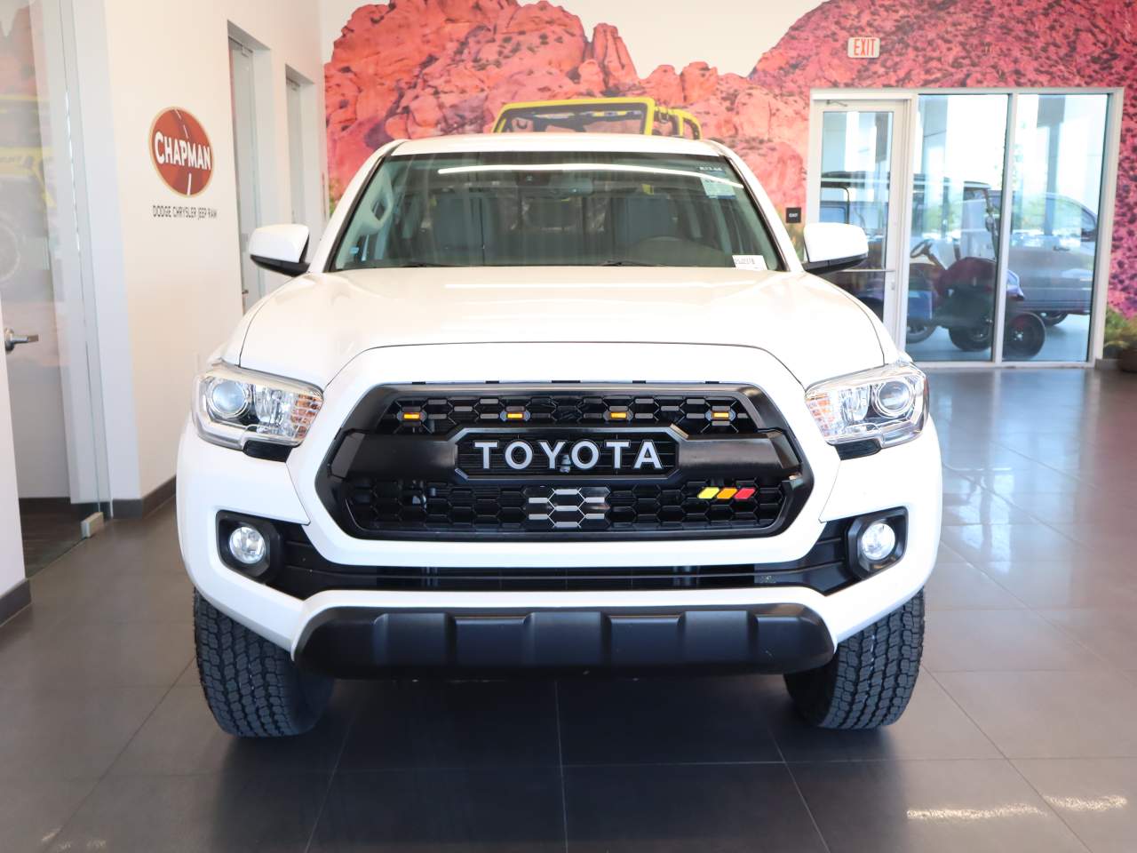 2018 Toyota Tacoma SR5 V6 Crew Cab