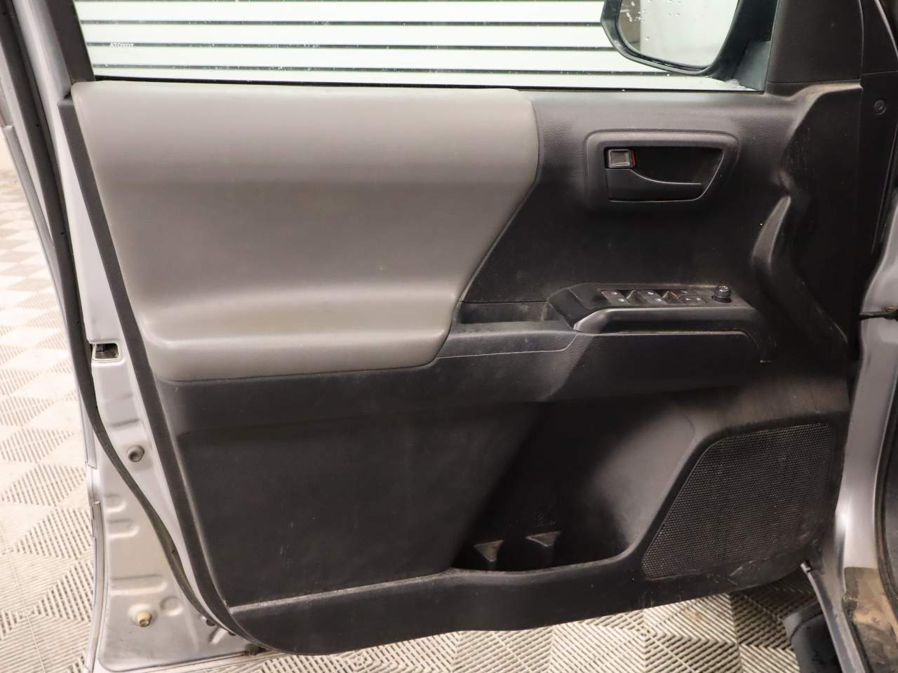 2021 Toyota Tacoma SR V6 Crew Cab