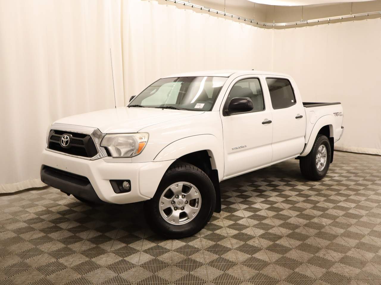 2015 Toyota Tacoma V6 Crew Cab