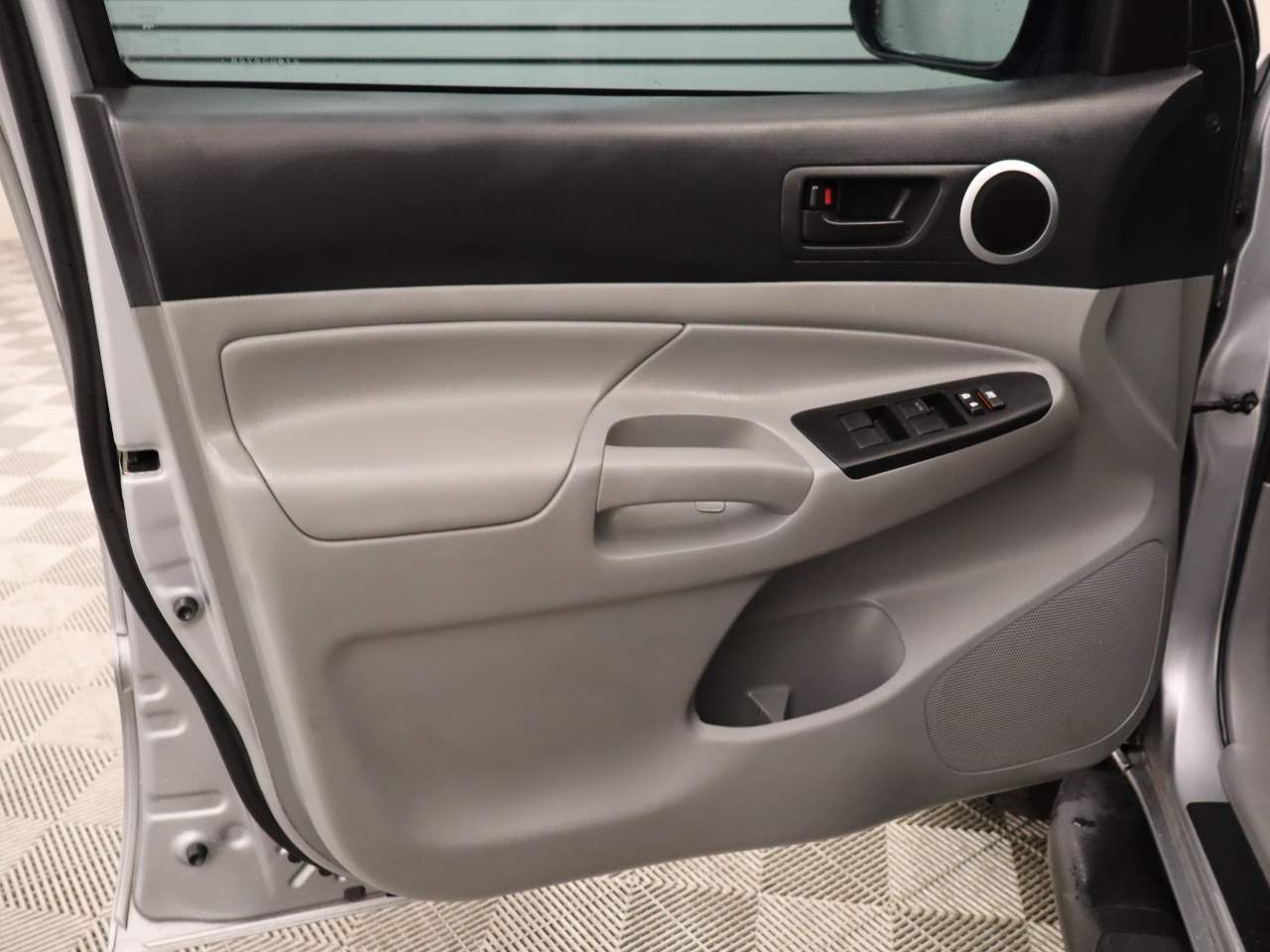 2015 Toyota Tacoma V6 Crew Cab