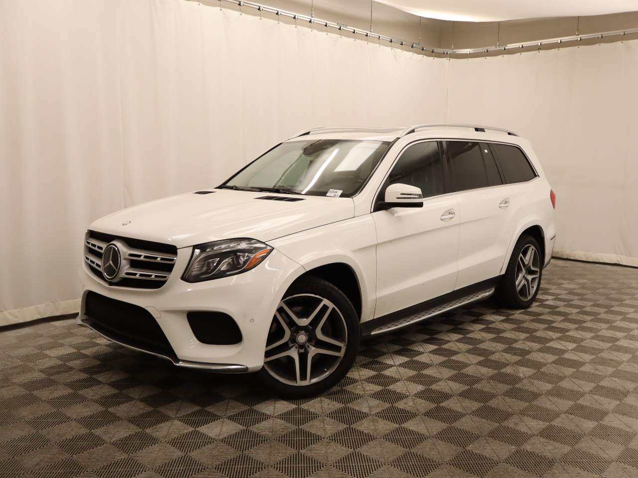 2017 Mercedes-Benz GLS 550