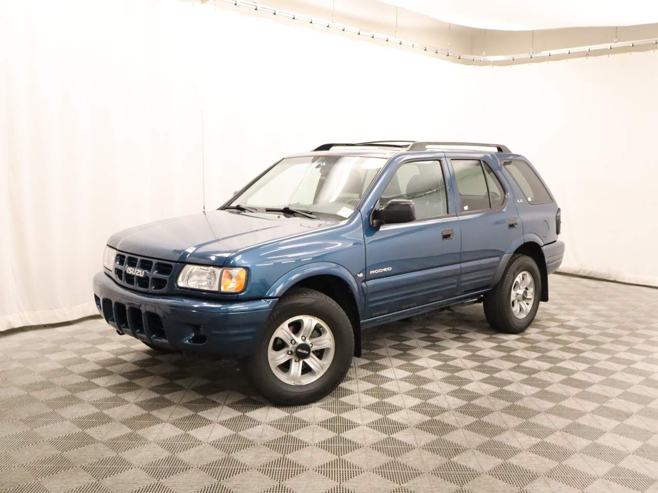 2001 Isuzu Rodeo LS
