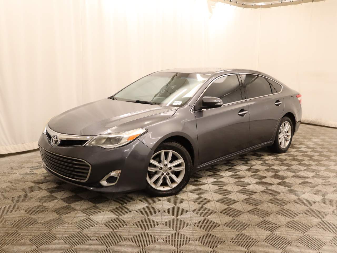 2014 Toyota Avalon XLE