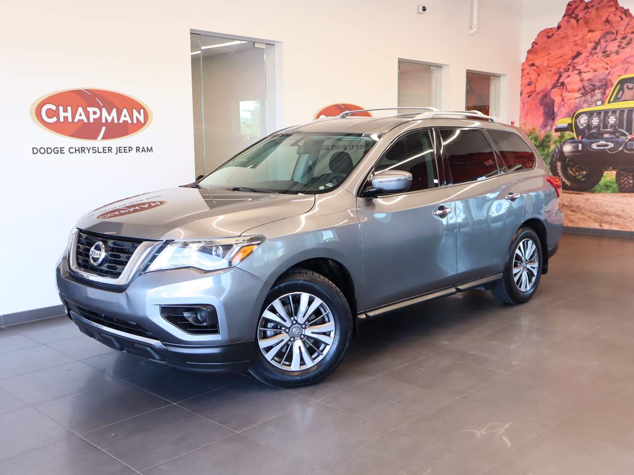 2020 Nissan Pathfinder S