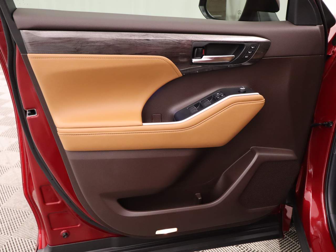 2020 Toyota Highlander Platinum