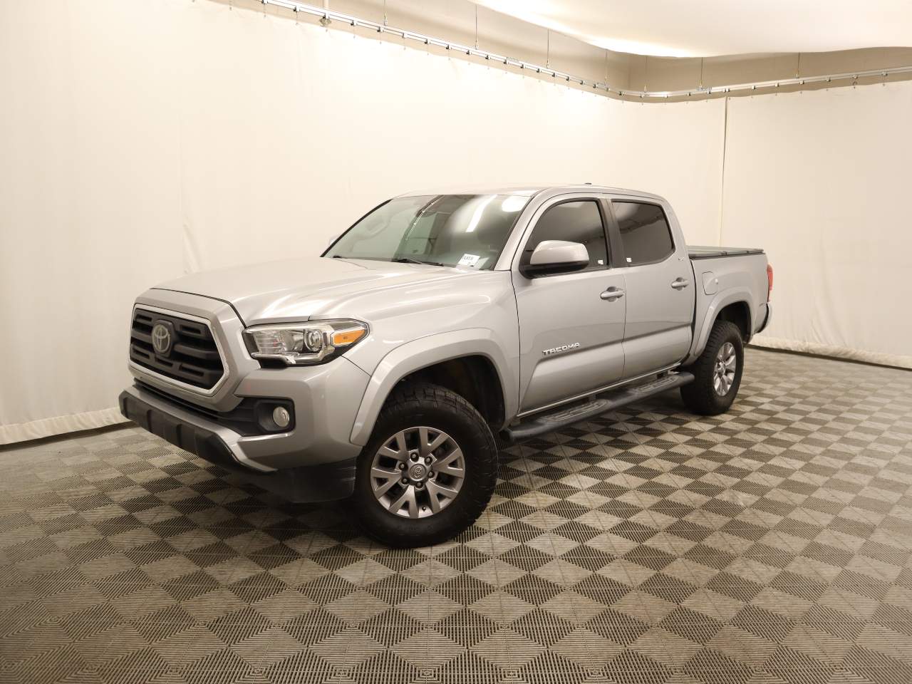 2018 Toyota Tacoma SR5 V6 Crew Cab