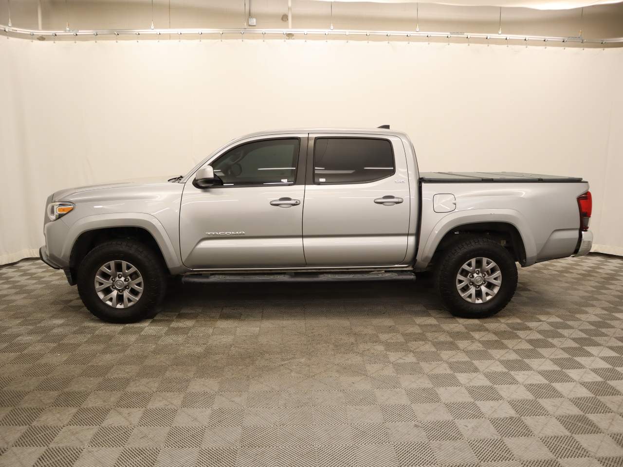 2018 Toyota Tacoma SR5 V6 Crew Cab