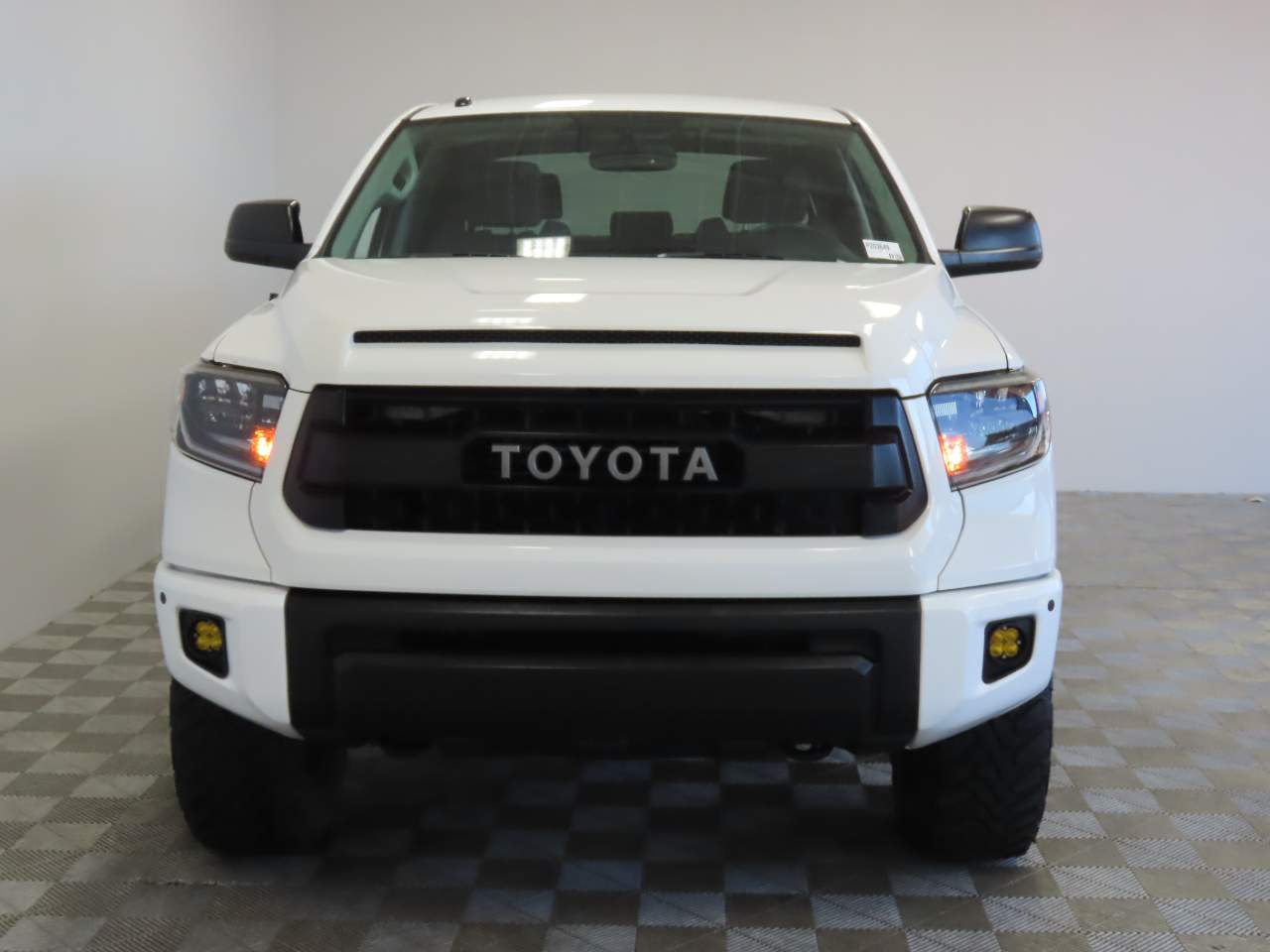 2017 Toyota Tundra SR5 Crew Cab