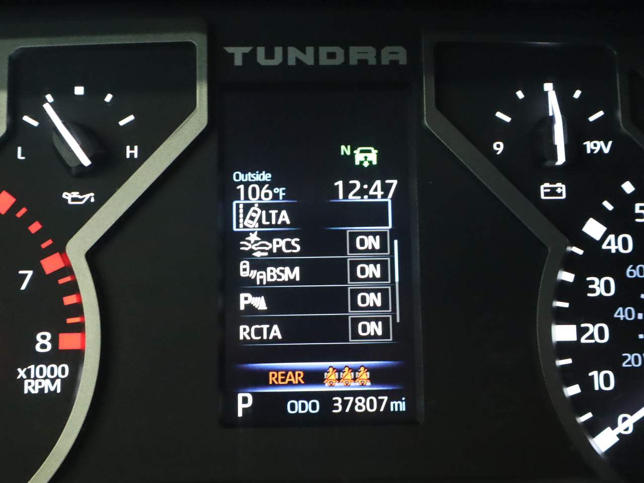 2022 Toyota Tundra Limited Crew Cab