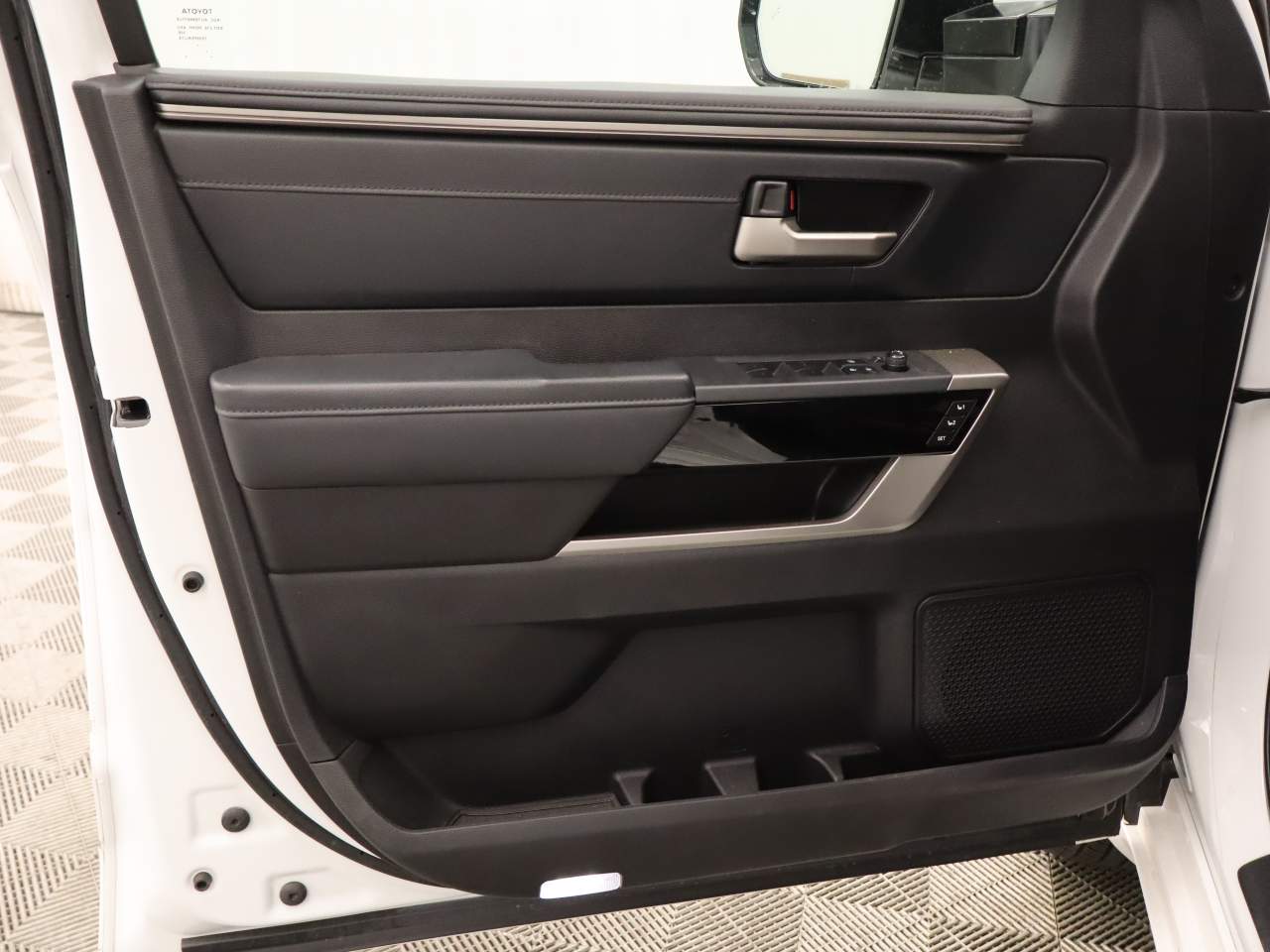 2022 Toyota Tundra Limited Crew Cab