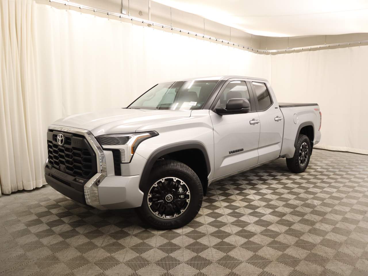 2024 Toyota Tundra SR5 Extended Cab