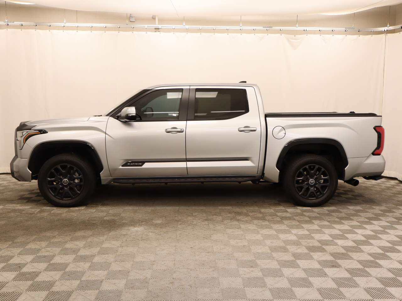 2024 Toyota Tundra Platinum Crew Cab