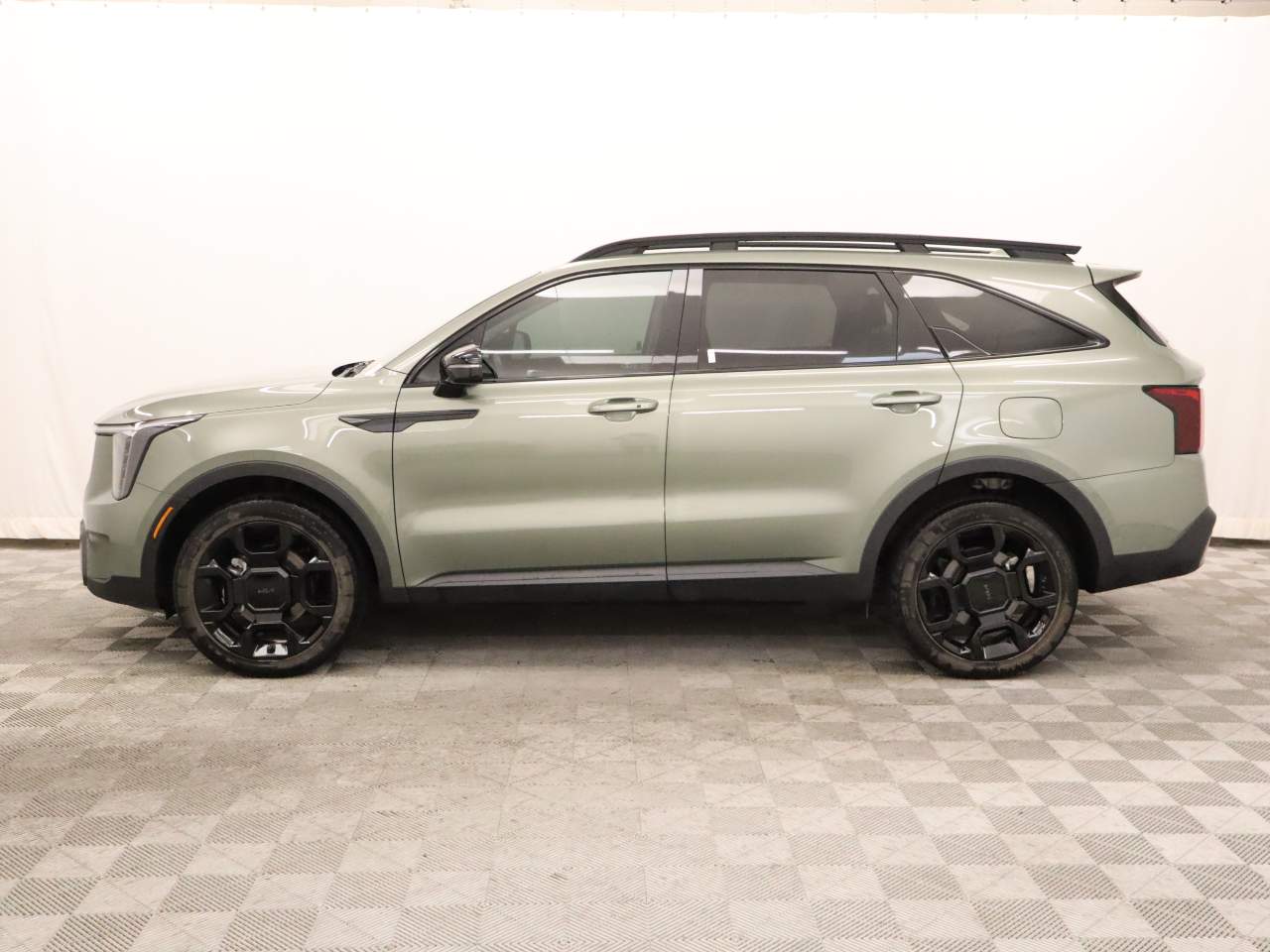 2025 Kia Sorento X-Line EX