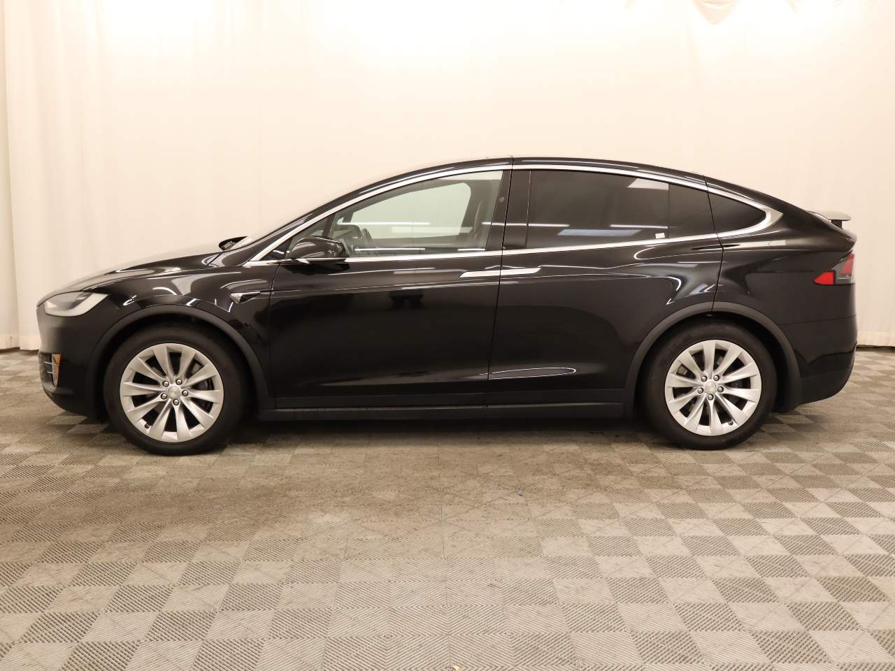 2018 Tesla Model X 75D