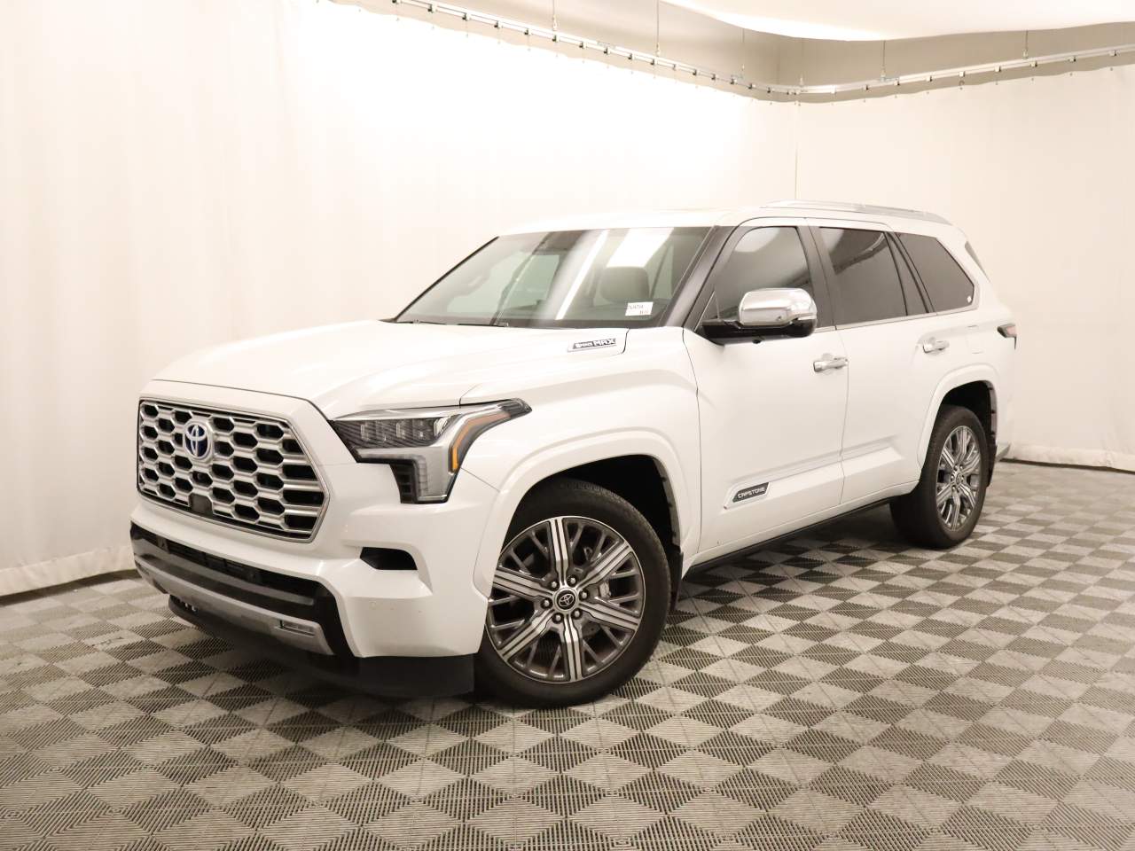 2024 Toyota Sequoia Capstone