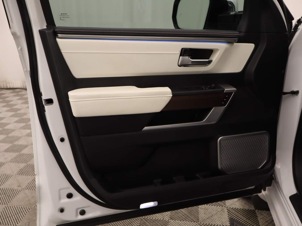 2024 Toyota Sequoia Capstone