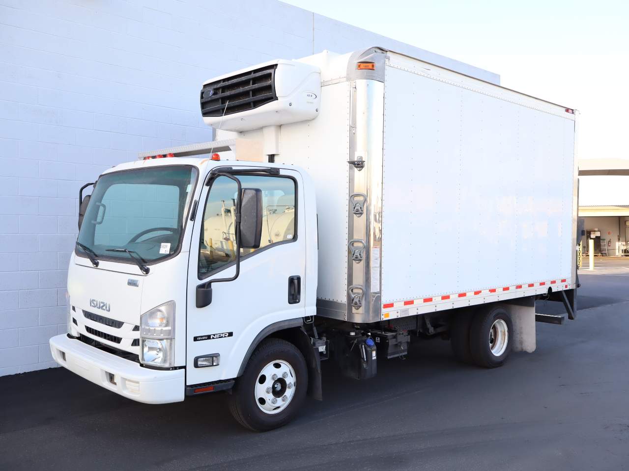 2018 Isuzu NPR 