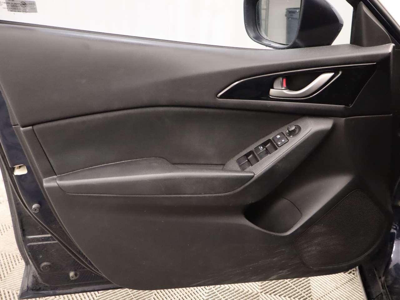 2015 Mazda3 i Touring