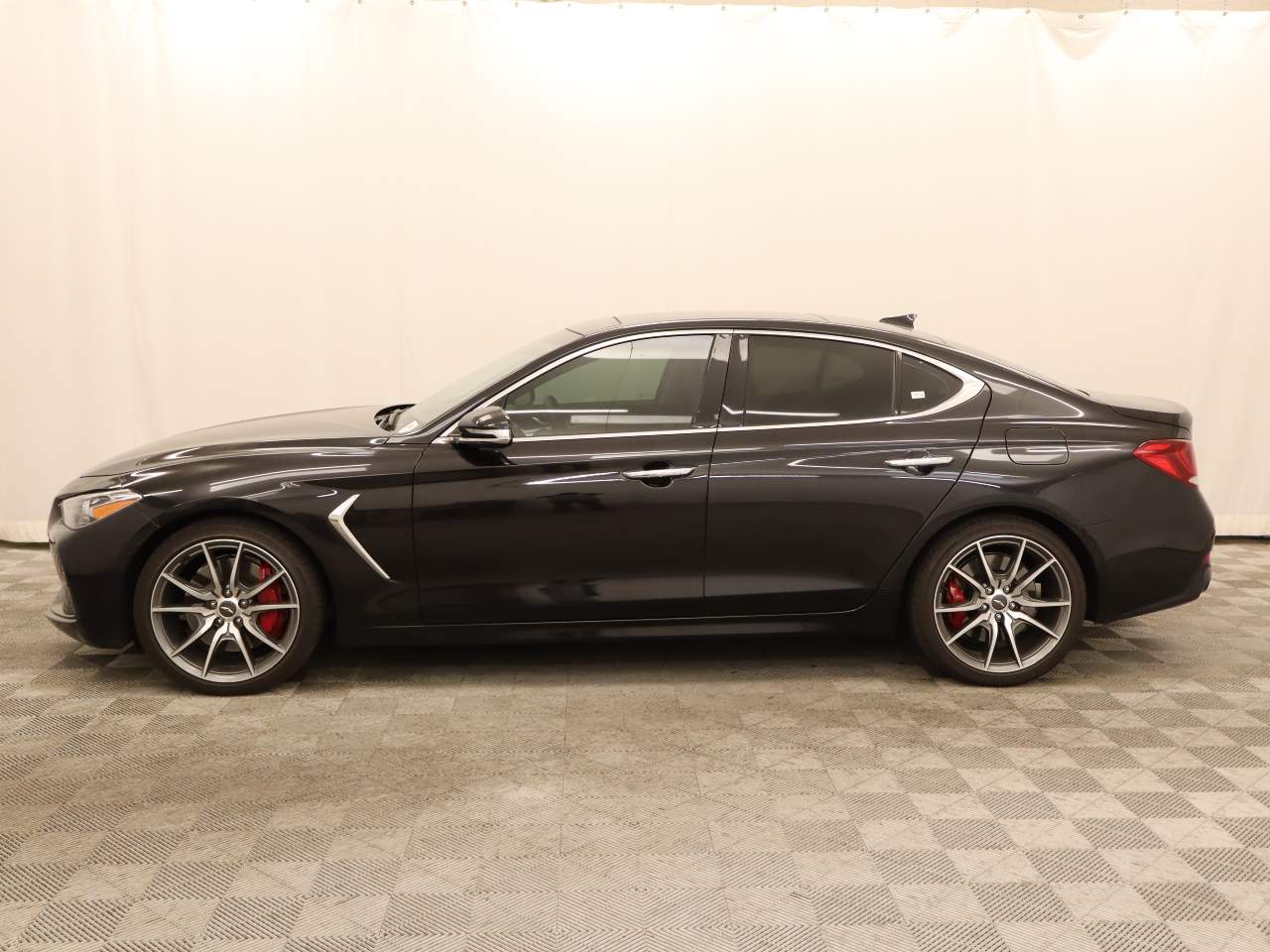 2019 Genesis G70 3.3T Advanced