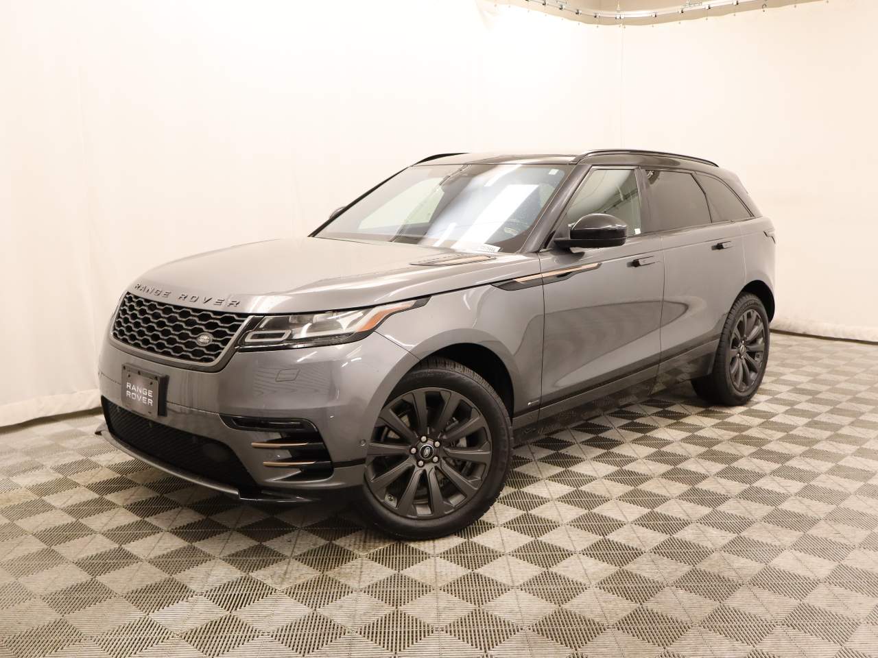 2019 Land Rover Range Rover Velar P250 R-Dynamic SE