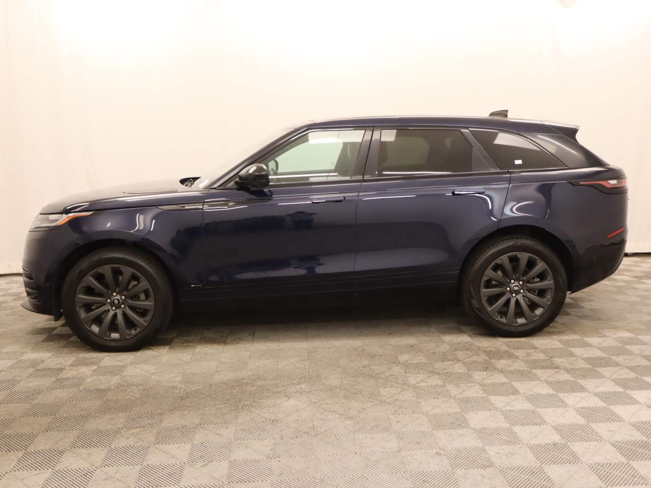 2021 Land Rover Range Rover Velar P250 R-Dynamic S