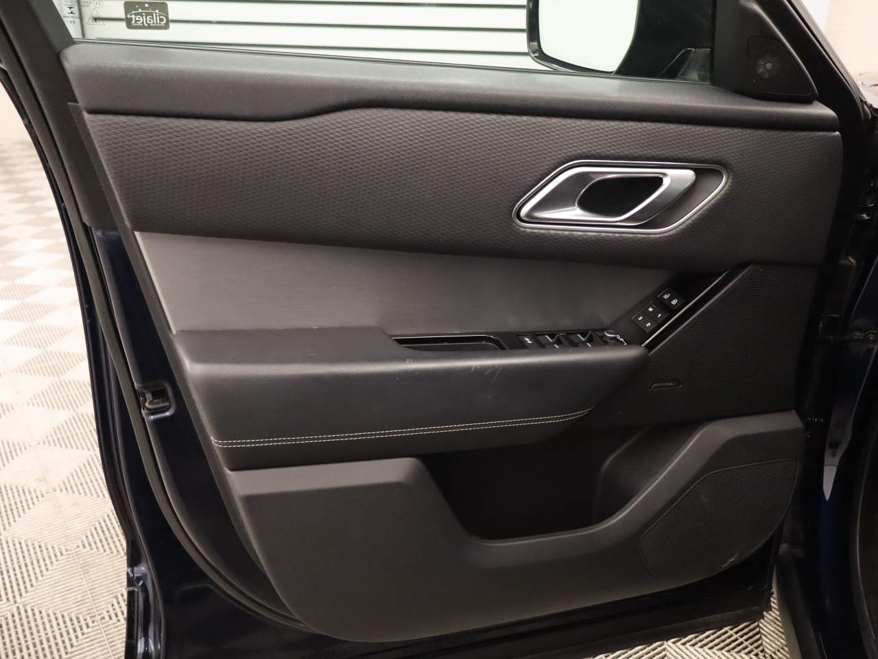 2021 Land Rover Range Rover Velar P250 R-Dynamic S