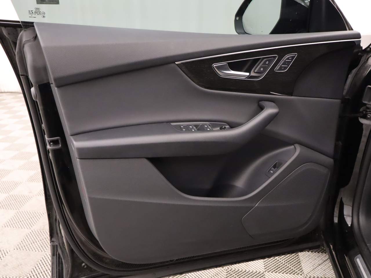 2021 Audi Q8 quattro Premium 55 TFSI