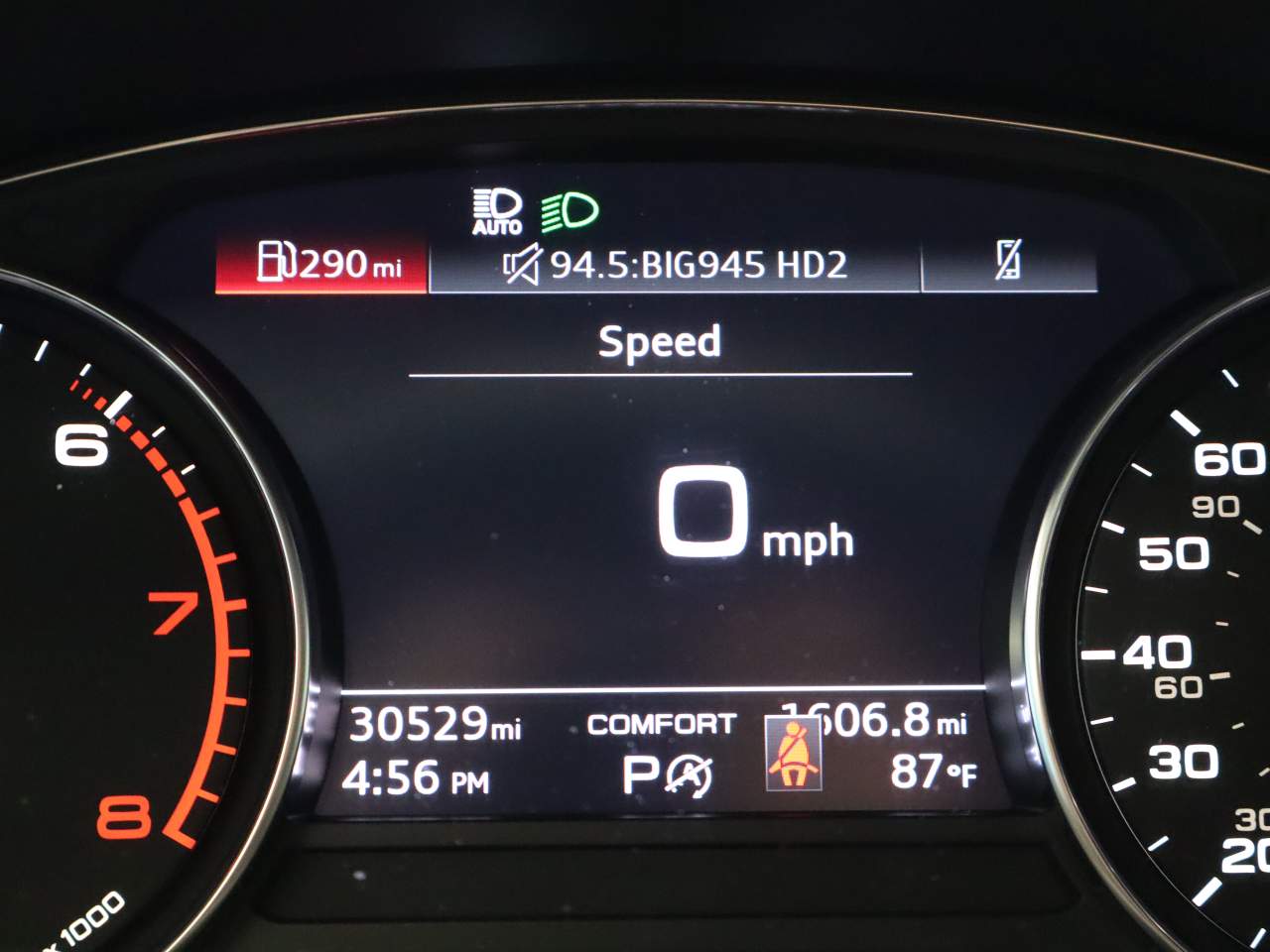 2022 Audi A4 quattro Premium 40 TFSI