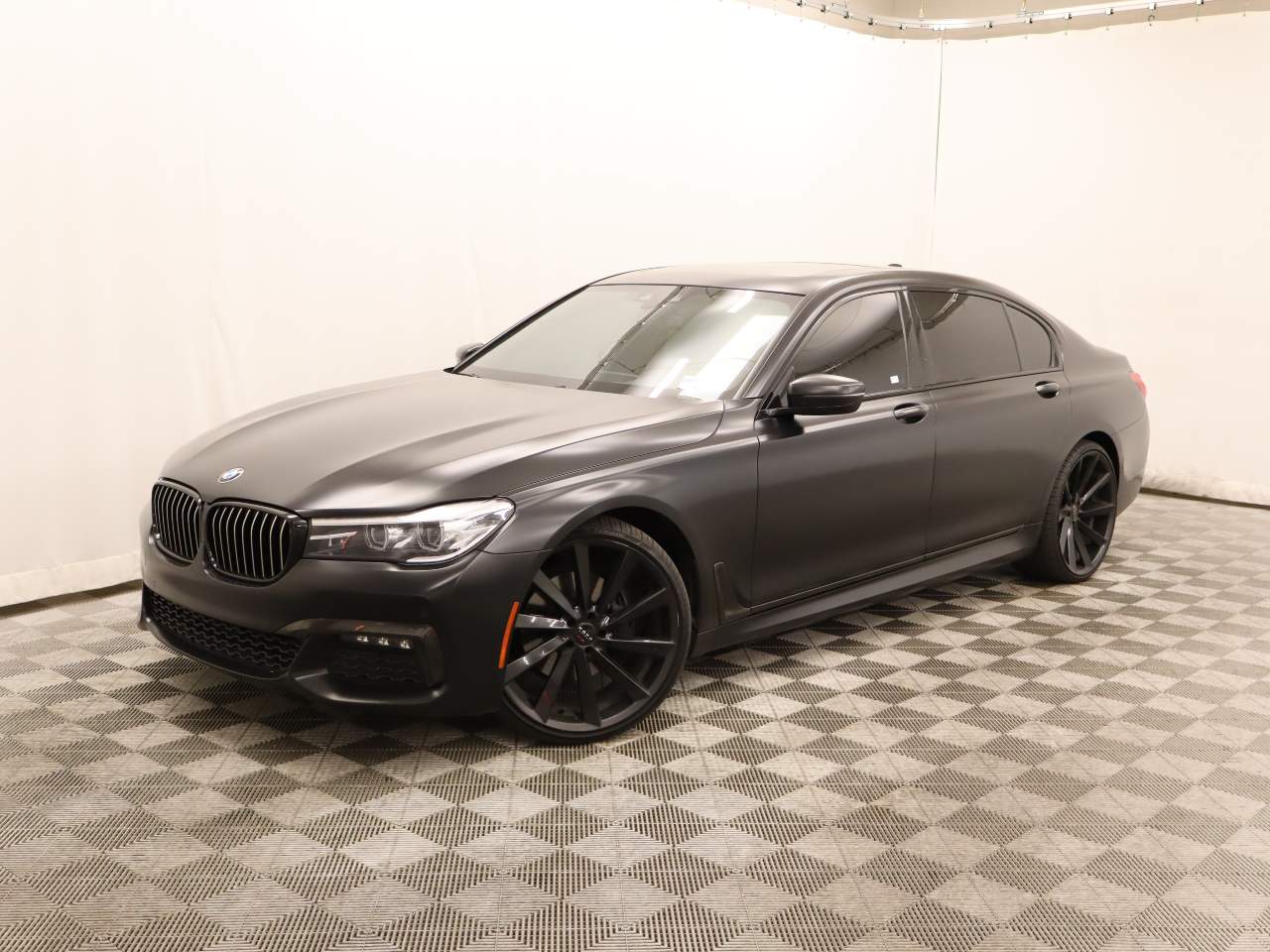 2019 BMW 7-Series 740i