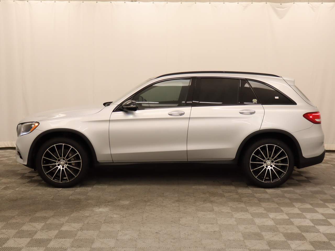 2016 Mercedes-Benz GLC 300