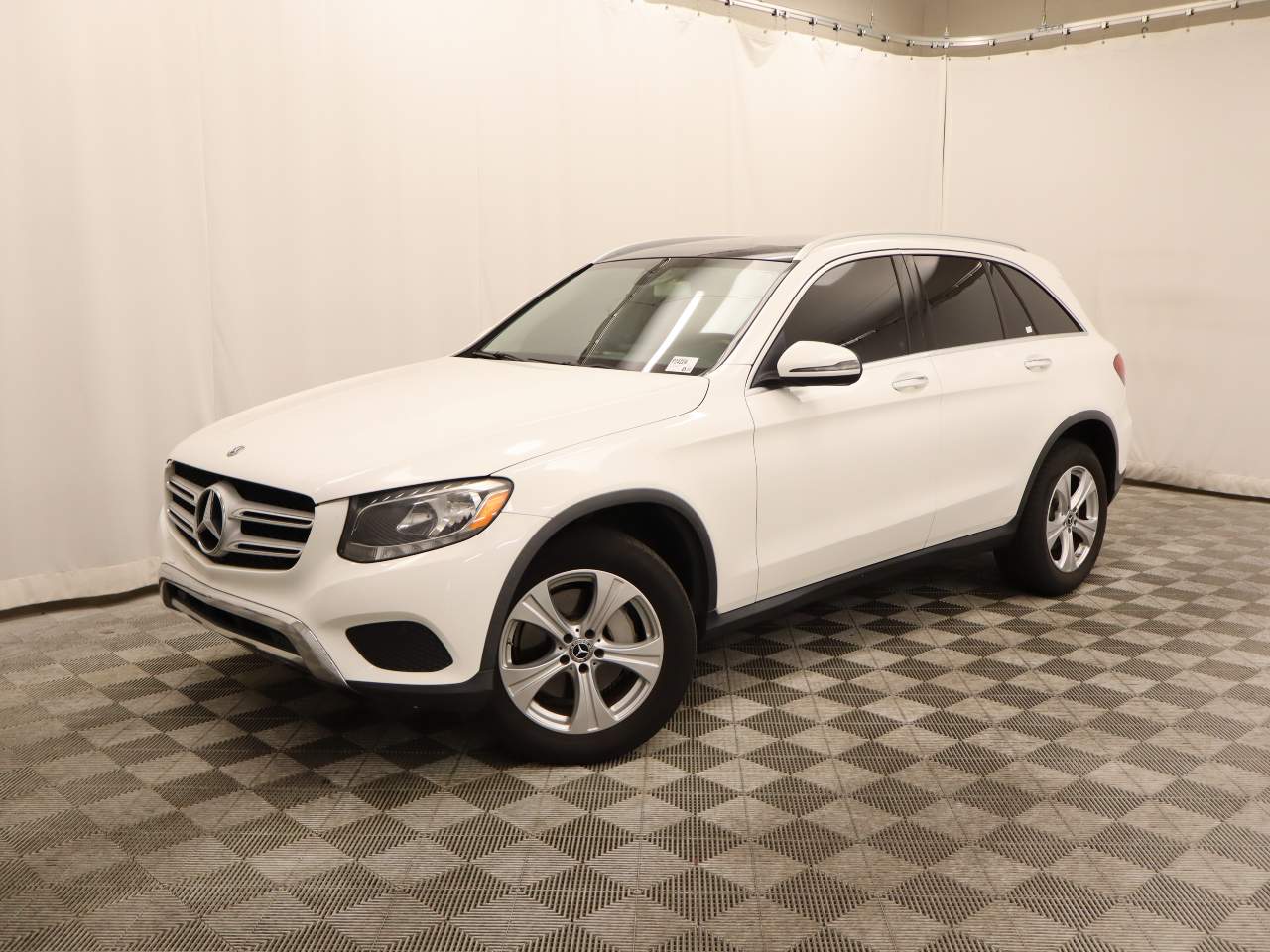 2017 Mercedes-Benz GLC 300
