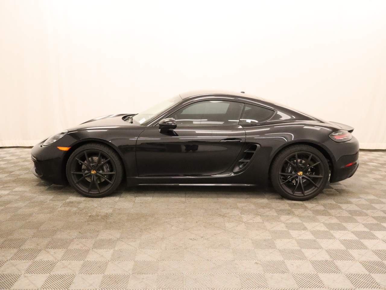 2025 Porsche 718 Cayman  