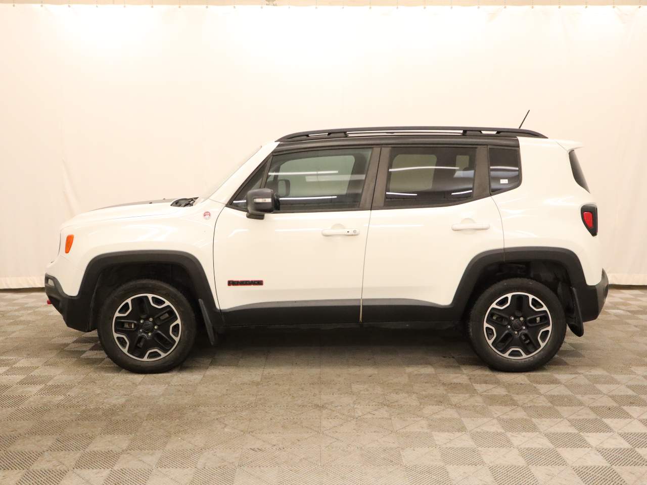 2016 Jeep Renegade Trailhawk