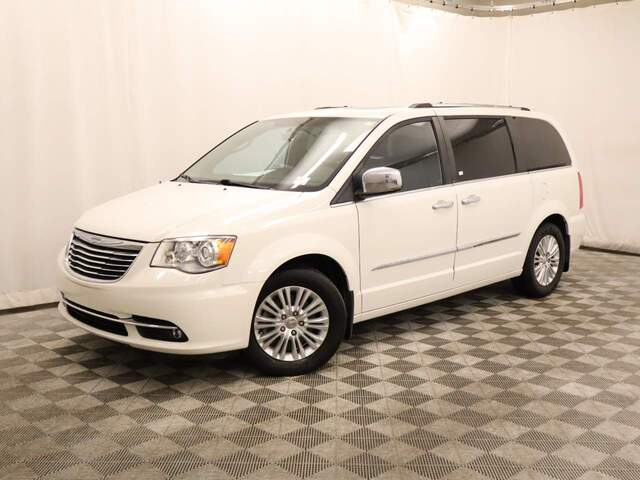 2012 Chrysler Town and Country