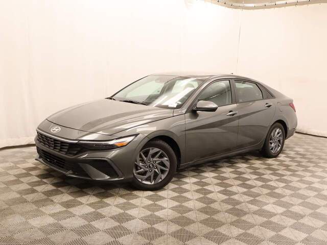 2024 Hyundai ELANTRA
