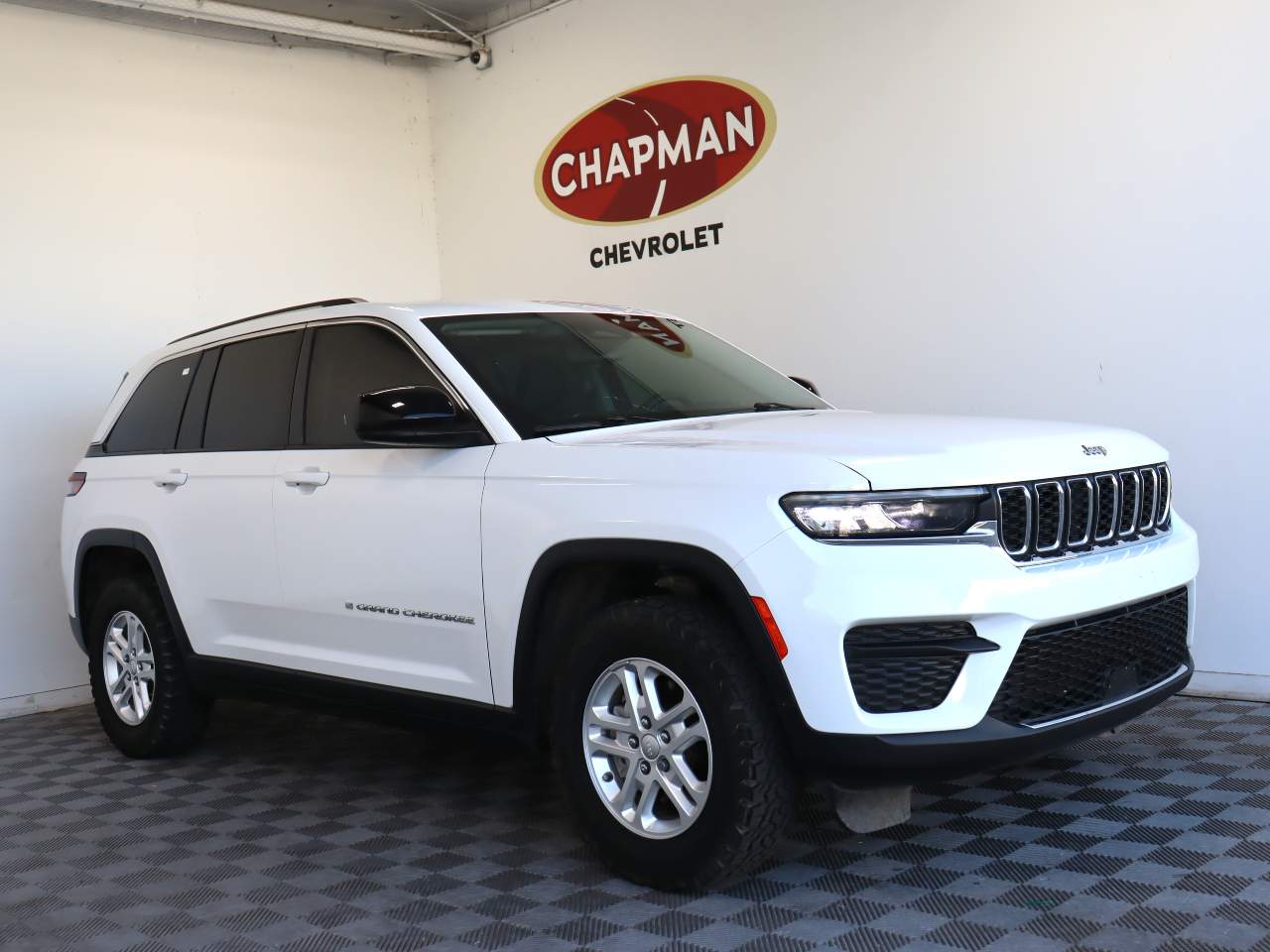 2023 Jeep Grand Cherokee Laredo