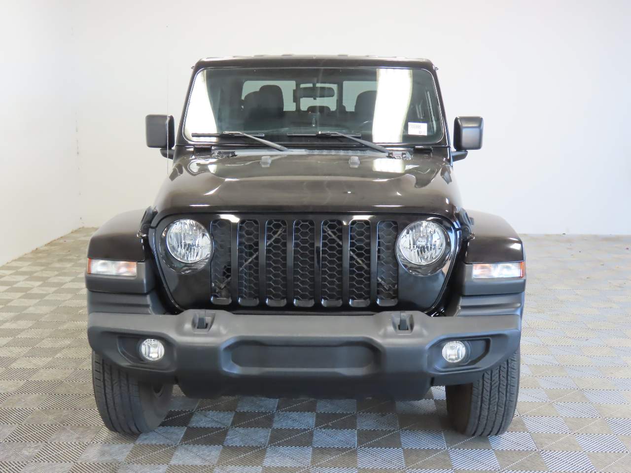 2021 Jeep Gladiator Sport Crew Cab