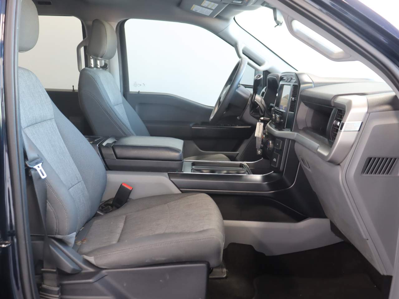 2022 Ford F-150 XL Crew Cab