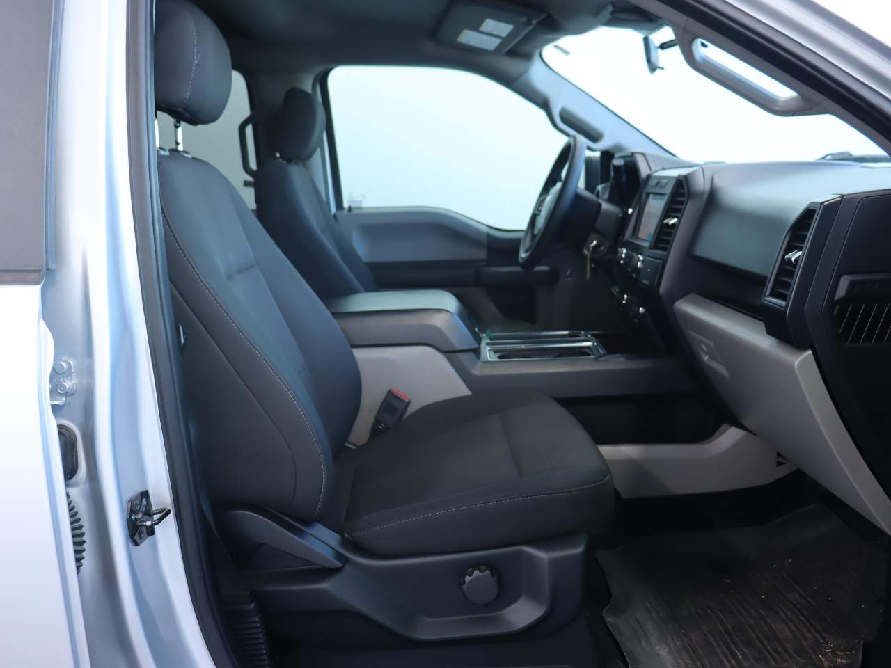 2019 Ford F-150 XLT Crew Cab