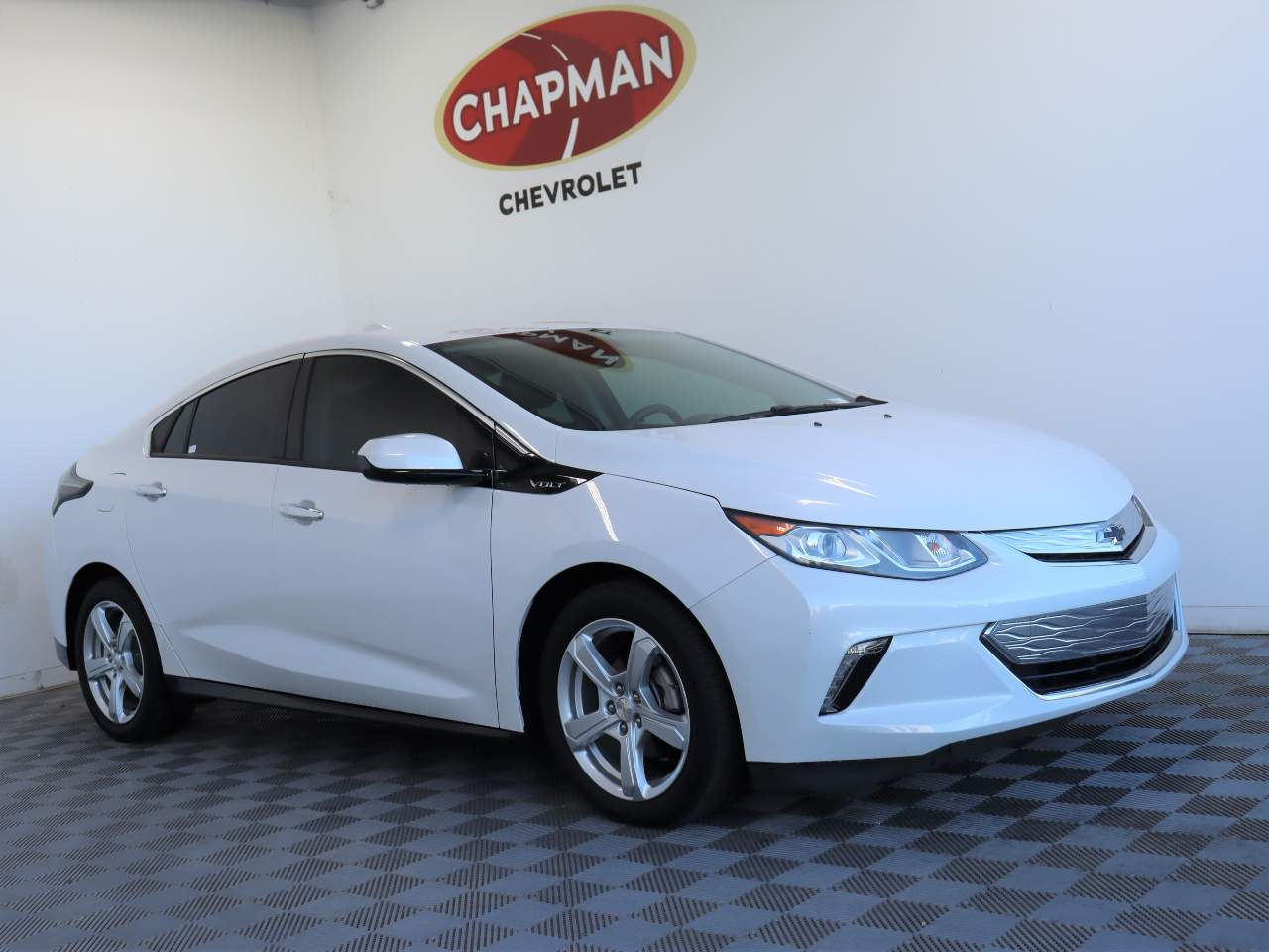 2018 Chevrolet Volt LT (price includes $4000 Federal EV tax credit)