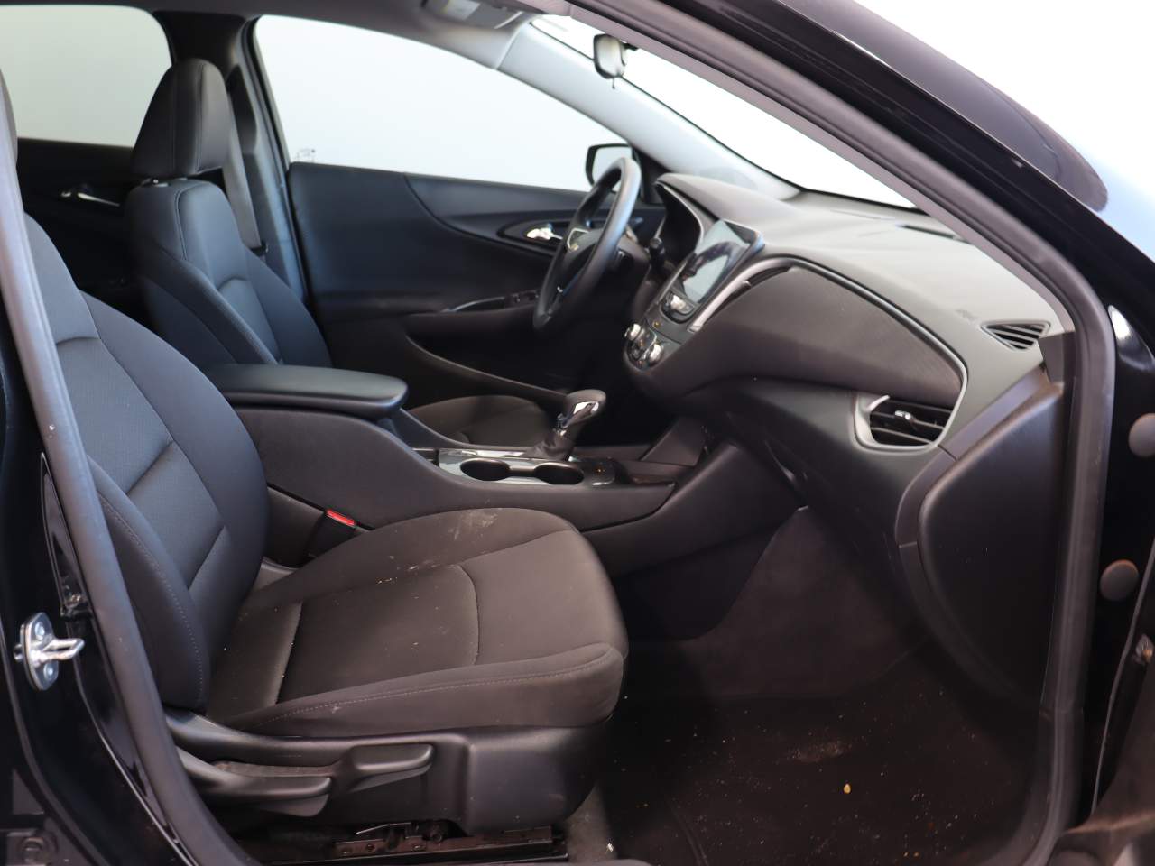 2025 Chevrolet Malibu LS