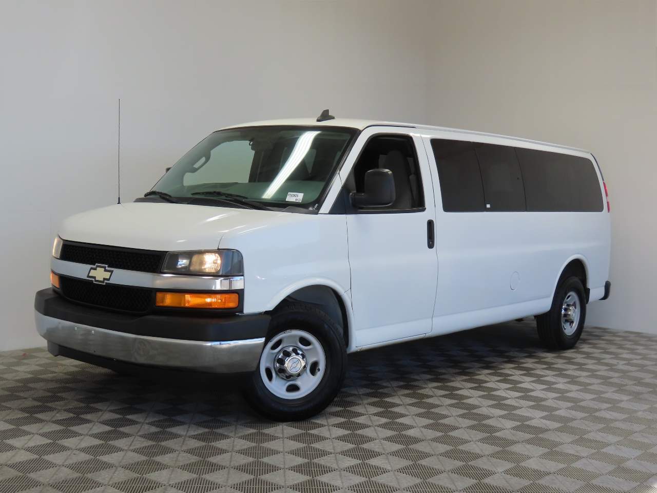 2017 Chevrolet Express LT 3500