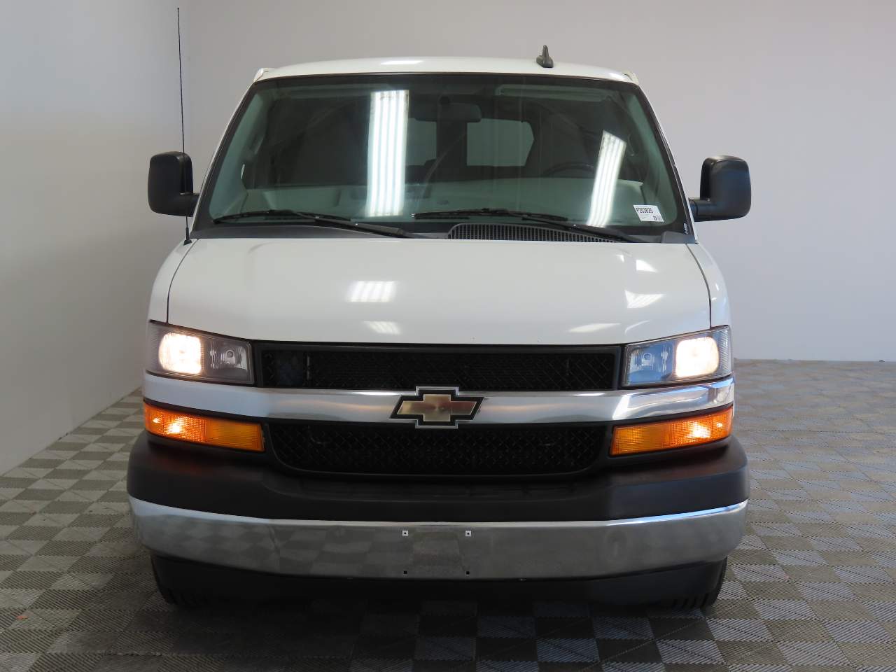 2017 Chevrolet Express LT 3500