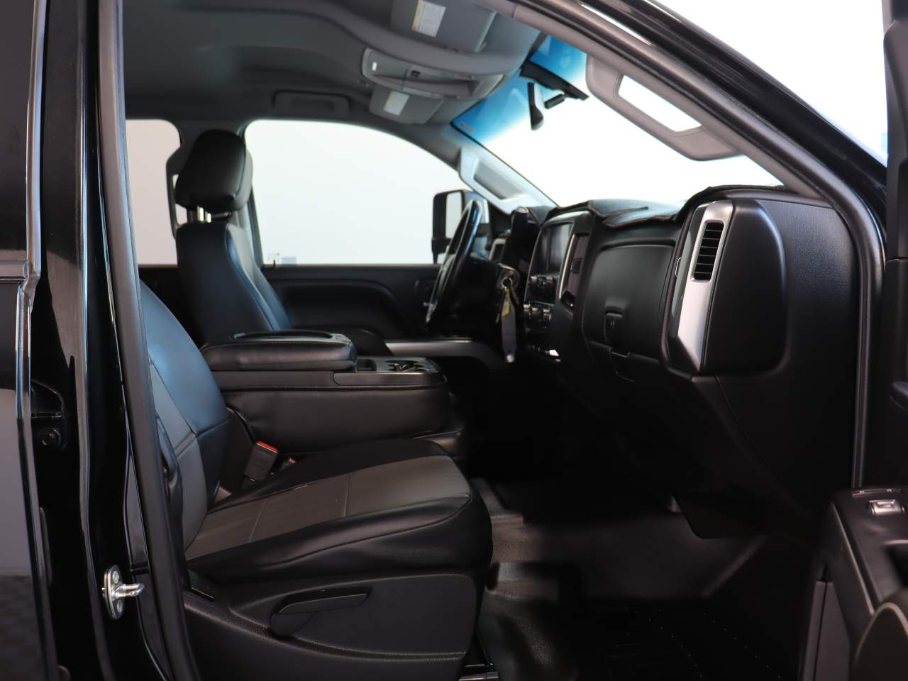2018 Chevrolet Silverado 2500HD LT Crew Cab