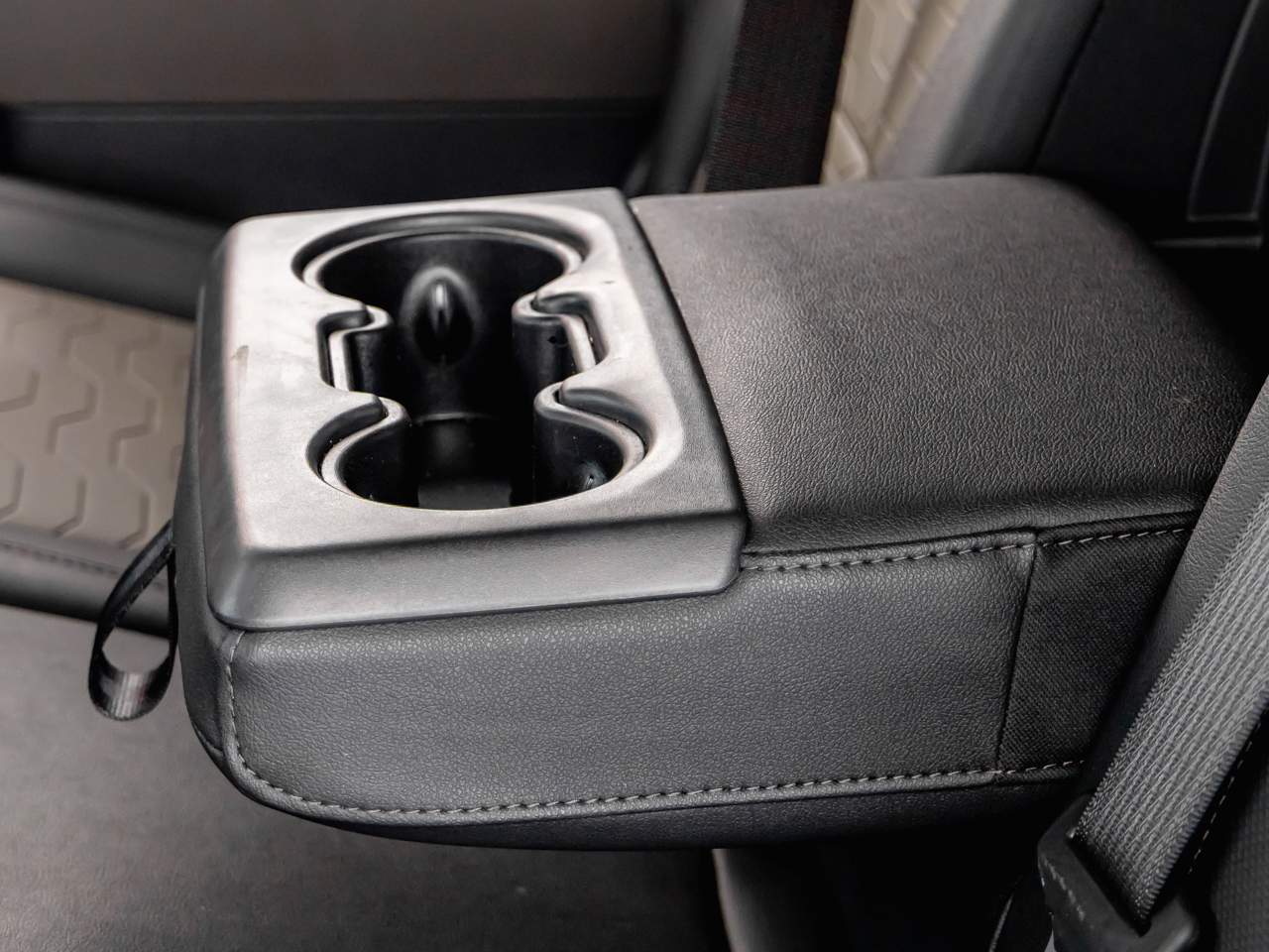 2025 Chevrolet Silverado 2500HD ZR2 - Photo 44