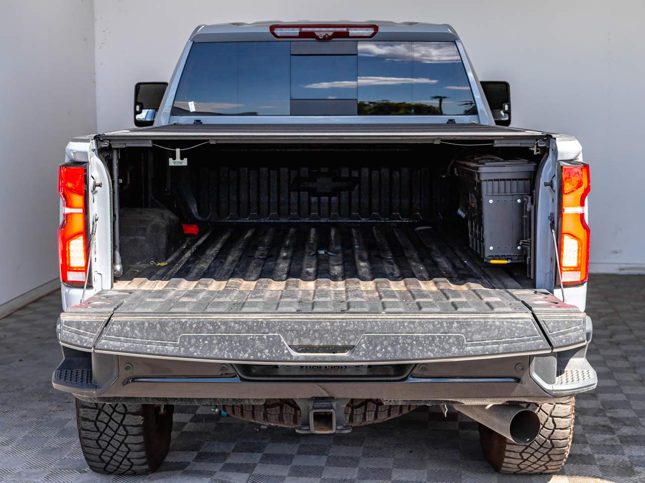 2025 Chevrolet Silverado 2500HD ZR2 - Photo 11