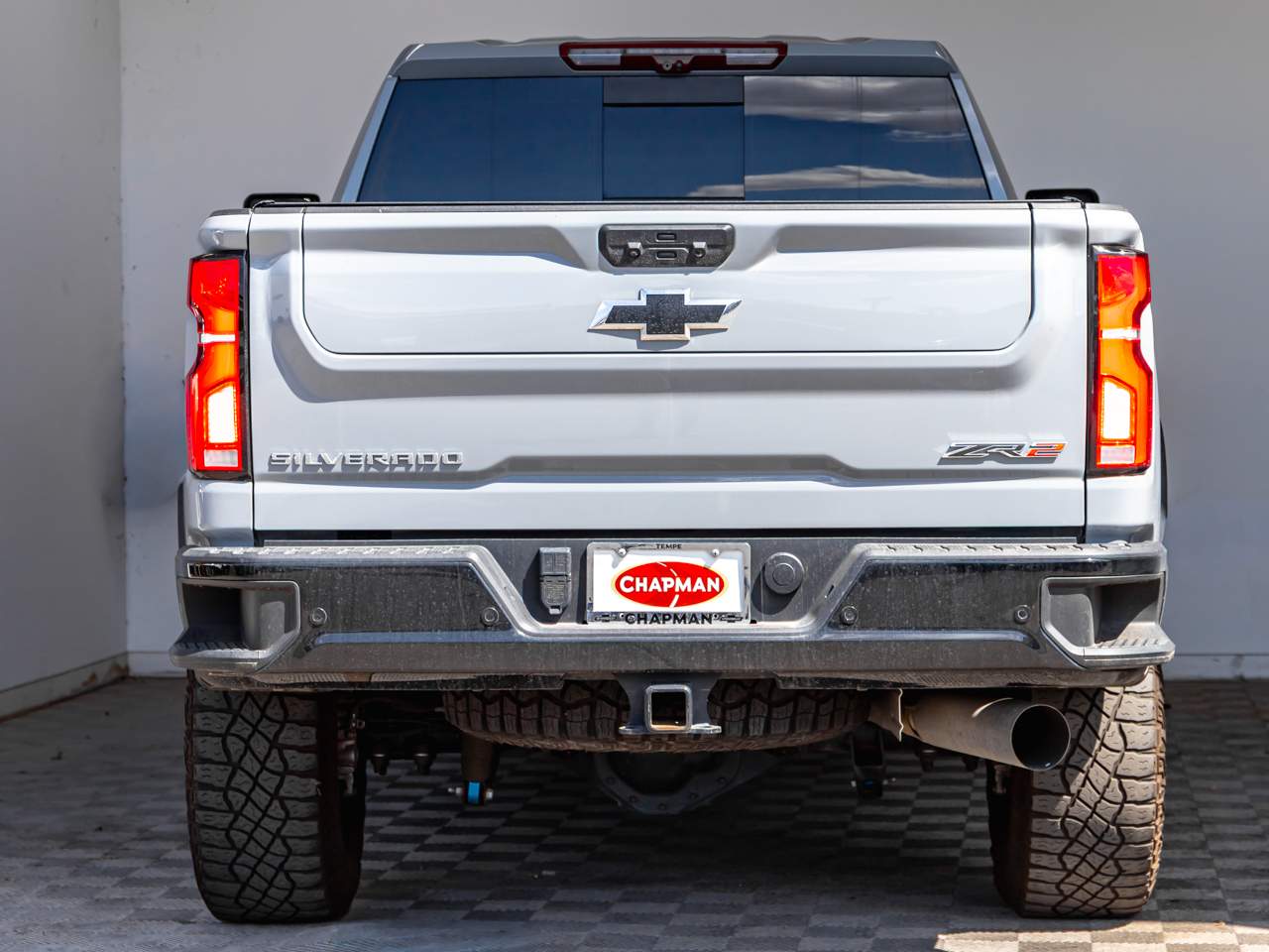 2025 Chevrolet Silverado 2500HD ZR2 - Photo 10